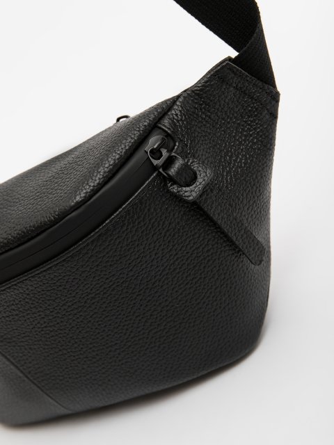 Чёрная сумка на пояс S.Lavia (Славия) - артикул: 0095 12 01 - ракурс 4