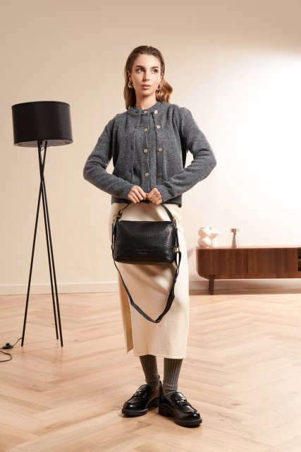 Темно-коричневый кросс-боди David Jones (Дэвид Джонс) - артикул: 0К-00067998 - ракурс 1