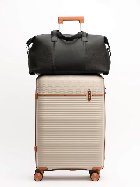 Розовая дорожная сумка David Jones. Вид 6.