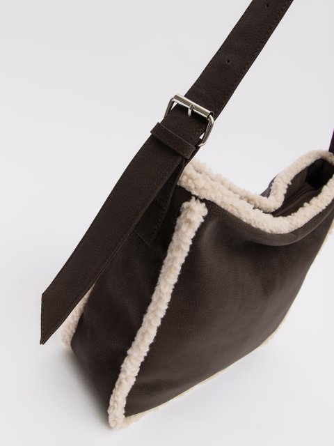 Темно-коричневый хобо NaVibe (NaVibe) - артикул: V105 213 12 - ракурс 5