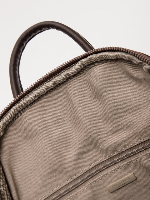 Коричневый рюкзак David Jones (Дэвид Джонс) - артикул: 0К-00079690 - ракурс 4