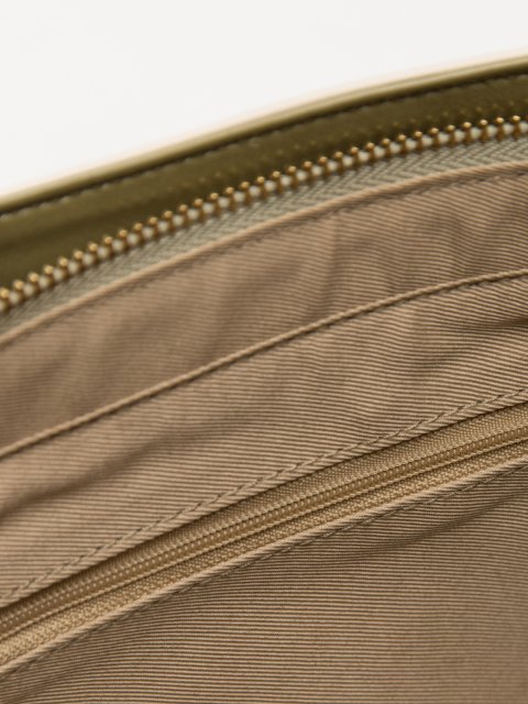 Молочный тоут AT YOU (AT YOU) - артикул: 0К-00077055 - ракурс 4