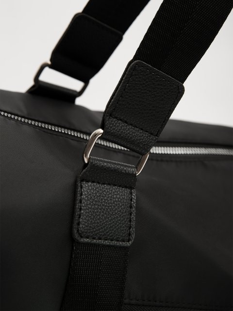 Чёрная дорожная сумка NaVibe (NaVibe) - артикул: 00-152 42 01 - ракурс 5