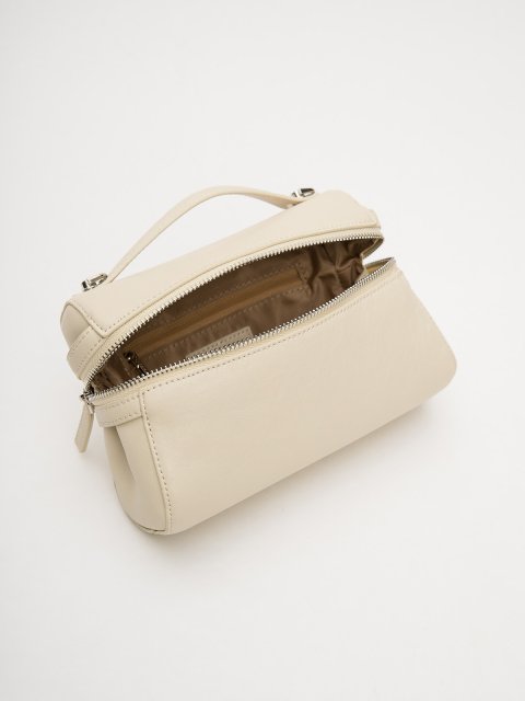 Молочный кросс-боди Royal cuir. Вид 6.