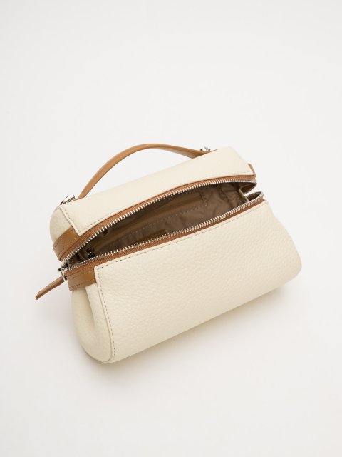 Молочный кросс-боди Royal cuir. Вид 6.