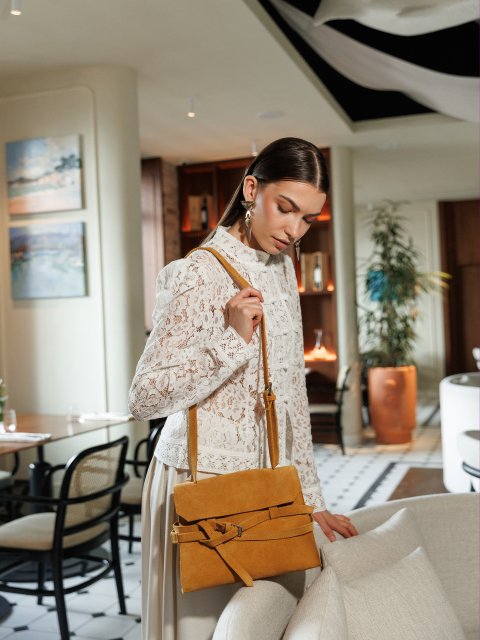 Бежевый кросс-боди AT YOU (AT YOU) - артикул: AY0030 99 25 - ракурс 1