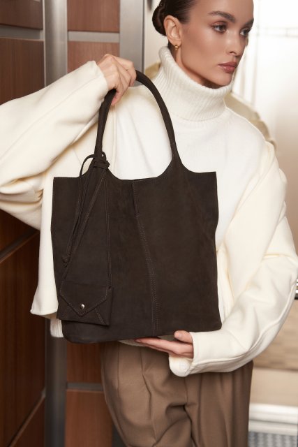 Темно-коричневый шоппер AT YOU (AT YOU) - артикул: AY002 14 12 - ракурс 1