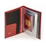 Красная обложка для документов S.Lavia. Вид 2 миниатюра.