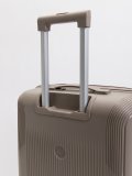 Темно-бежевый чемодан S.Lavia. Вид 8 миниатюра.