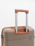 Темно-бежевый чемодан S.Lavia. Вид 8 миниатюра.